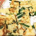 yokotoki's cooksnap of when they made たこ焼き粉でもちもちニラチヂミ.