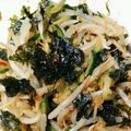 kimimaruo's cooksnap of when they made 韓国海苔で☆もやしときゅうりの辛いナムル.