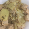 いずみはる's cooksnap of when they made 鶏とじゃがいもと玉ねぎの煮込み.