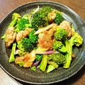 Meguminomy's cooksnap of when they made 鶏肉とブロッコリーの柚子胡椒炒め♡.