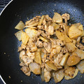 ひさぴょ's cooksnap of when they made ごはんに合う！大根と豚肉の甘辛炒め.