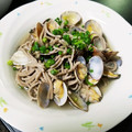 クックJZ8D46☆'s cooksnap of when they made 美味☆あさりの酒蒸しそば.