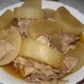 zdfoj's cooksnap of when they made わが家の和食☆大根と豚肉の煮物.