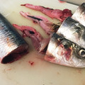 Kaoriru's cooksnap of when they made 超簡単！きれい！魚の内臓の取り方.