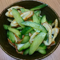 りこなな（‐ω‐＊）'s cooksnap of when they made mきゅうりとちくわのカレー炒め.