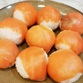 ぴんくエレファント's cooksnap of when they made スモークサーモンの簡単手まり寿司.