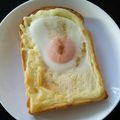 ＊なぁ＊'s cooksnap of when they made マヨチーズ目玉焼きトースト.