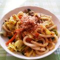 えま＊'s cooksnap of when they made 冷凍うどんとめんつゆで☆焼きうどん.