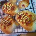miiiko♡'s cooksnap of when they made 大人な味❤ソーセージ＆チーズのピザパン.