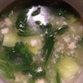 クックIMF6RP☆'s cooksnap of when they made チンゲン菜とカニ缶で中華スープ.