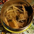クックBNQ5PD☆'s cooksnap of when they made 豚肉と白菜もやし玉葱のコンソメスープ.