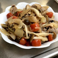 Mariecat36's cooksnap of when they made 豚こまとしめじのポン酢炒め.