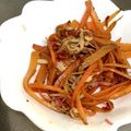 Mariecat36's cooksnap of when they made にんじんとかにかま炒め.
