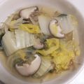 pucyipan's cooksnap of when they made タンメン風！ニラもやしと白菜の野菜スープ.
