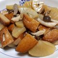 クックTBK3HH☆'s cooksnap of when they made 調味料3つフライパンで大根と薩摩揚の煮物.