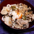 junpoko's cooksnap of when they made 煮込みすき焼き風鍋焼きうどん.