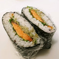ぽんこ♡'s cooksnap of when they made 鮭ととろろのおにぎらず.