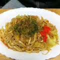 ﾁｮﾎﾞﾋﾟ's cooksnap of when they made 簡単ソース焼きうどん.
