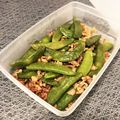 pekowinie's cooksnap of when they made スナップえんどうとベーコン炒め♪弁当にも.