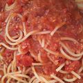 にゃんこ８'s cooksnap of when they made タコとベーコンのトマトパスタ.