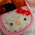 mizaymama's cooksnap of when they made キャラ弁☆簡単 キティちゃん＆ミミィ.