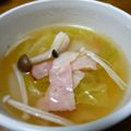 たくやときみこ's cooksnap of when they made 簡単!!白菜のコンソメスープ.