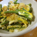低カロ探検隊's cooksnap of when they made サヤインゲンと油揚げの卵とじ.