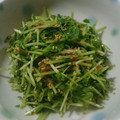 タキシード犬's cooksnap of when they made お箸が進む！めんつゆで豆苗のおかか和え.