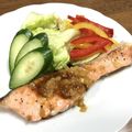 ままばなな1020's cooksnap of when they made 塩レモン＆醤油バターソース★鮭のムニエル.