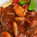 智恵ちゃんのつく恋慕's cooksnap of when they made 簡単デミグラスソース煮込みハンバーグ.