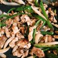 ak33892's cooksnap of when they made 豚肉のチンジャオ.