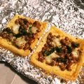 ぷっにぷに's cooksnap of when they made あと一品やおつまみにいかが♪油揚げピザ.