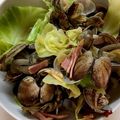 妻はベトナム人's cooksnap of when they made あさりと春キャベツのペペロンチーノ蒸し.