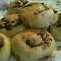 riochi's cooksnap of when they made バター不要！チョコとクルミの巻き巻きパン.