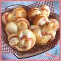 クックエリー's cooksnap of when they made ハートの♡ふわふわハムロールパン.