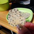 keromi's cooksnap of when they made パリパリ！おからゴマチーズせんべい.