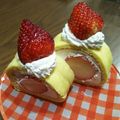 turikana's cooksnap of when they made ❀ごろっと苺のヨーグルトロールケーキ❀.