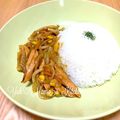 YUH♡ママ's cooksnap of when they made 魚肉ソーセージと人参＆玉葱のカレー炒め.