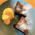 のびのびたさん's cooksnap of when they made 材料3つ♡簡単とろける半生ガトーショコラ.