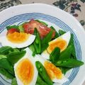 のり子のおかず♪'s cooksnap of when they made スナップエンドウとゆで卵の春色サラダ.