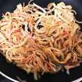 モモクリアオ's cooksnap of when they made お弁当に♪カニカマと玉ねぎのおかか炒め.