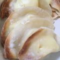 橙食堂's cooksnap of when they made ✿おつまみに♫餃子の皮でクリチ包み焼き✿.