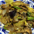 ＋SUN3's cooksnap of when they made キャベツ・玉ねぎ・舞茸の味噌マヨ炒め.
