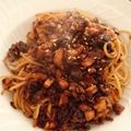 haturi's cooksnap of when they made 自家製ラー油で筍のラー油麺.