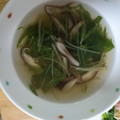 クックOYTSP1☆'s cooksnap of when they made きのことレタスのスープ.