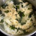 うんのぞのぞ's cooksnap of when they made 超簡単♡焼肉屋のわかめスープ♬.