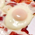 のんべぇヒロ's cooksnap of when they made 少し半熟♪ベーコンエッグ.