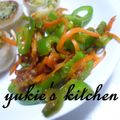 yukiはぴ's cooksnap of when they made ピーマンと人参の味噌バター炒め風.