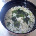 JathMinty's cooksnap of when they made 天かすとわかめと葱の即席スープ.