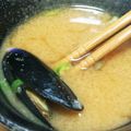 ミニうさモモ's cooksnap of when they made あっさり磯風味✿ムール貝のみそ汁.